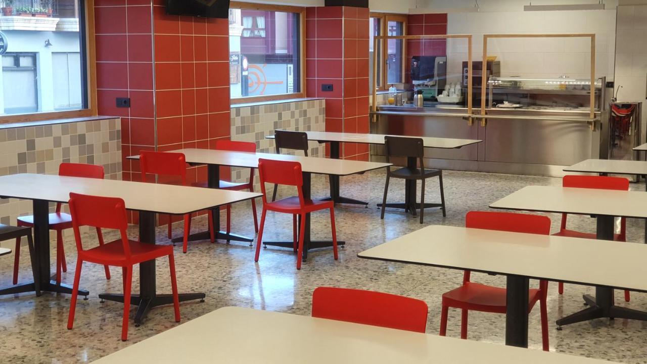 Albergue Peregrinos San Francisco De Asis Леон Екстериор снимка