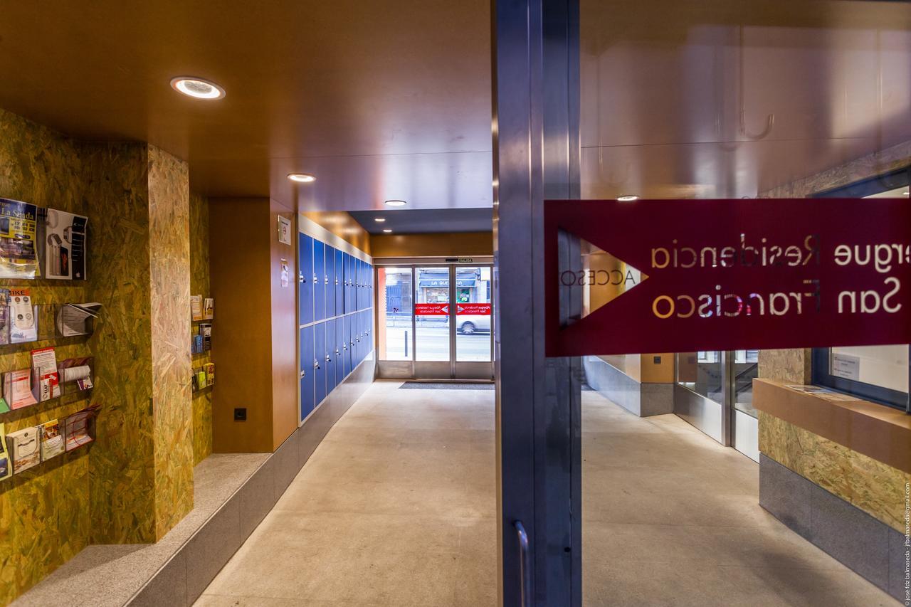 Albergue Peregrinos San Francisco De Asis Леон Екстериор снимка